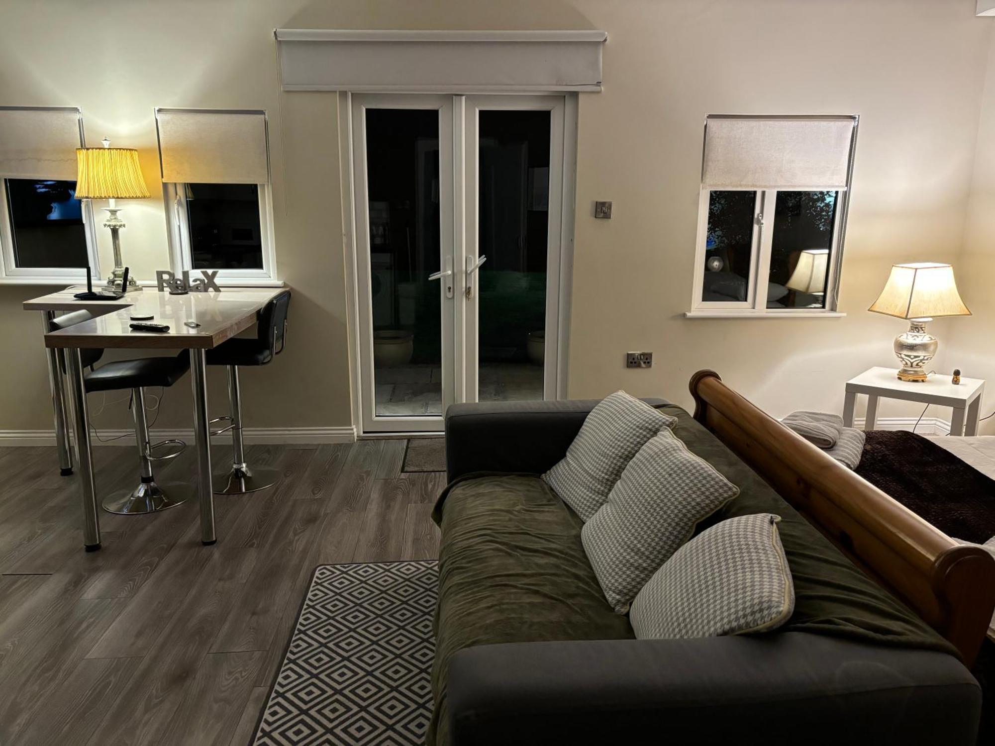 Garden Chalet Oranmore Apartamento Galway Exterior foto